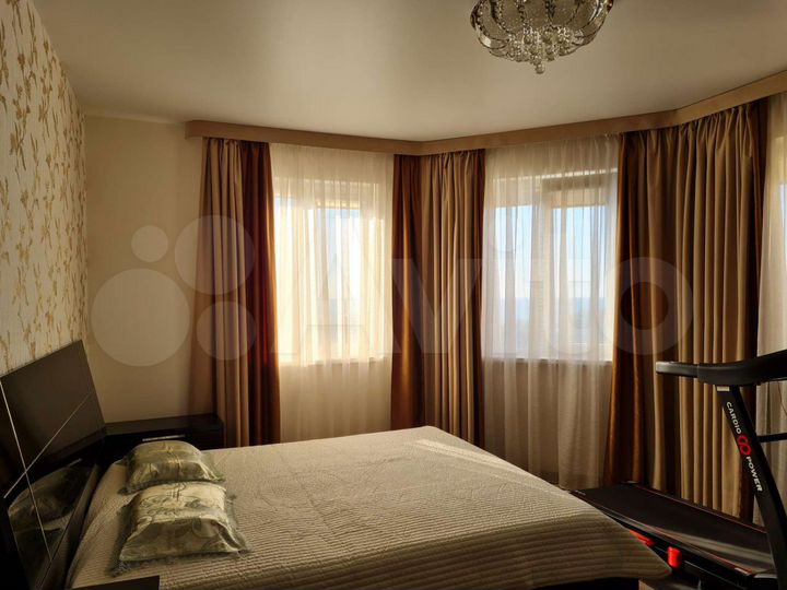 2-к. квартира, 68 м², 13/17 эт.