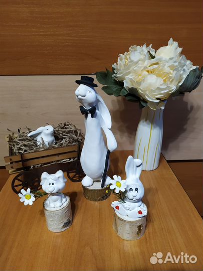 Сувениры заяц, кролик,панно