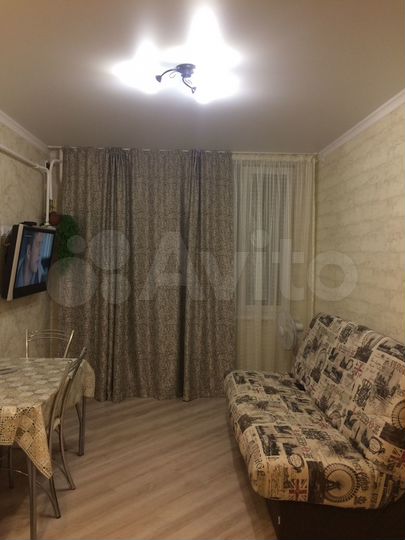 1-к. квартира, 42 м², 1/9 эт.