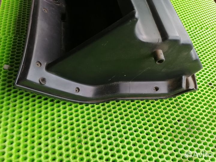 Крышка бардачка Ниссан Вингроуд 10