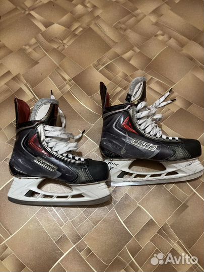 Хоккейные коньки Bauer APX2 SR 9D