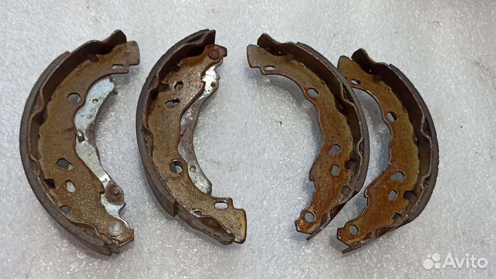 Задние колодки Renault logan
