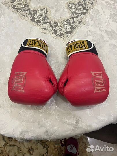 Боксерские перчатки everlast