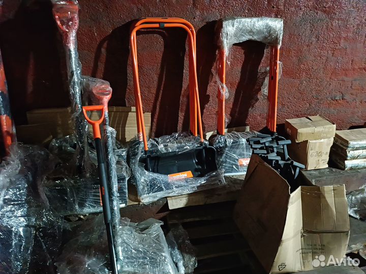 Инструмент и Лопаты для уборки снега амиго