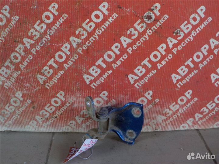 Петля двери нижняя задняя правая Chevrolet Lacetti