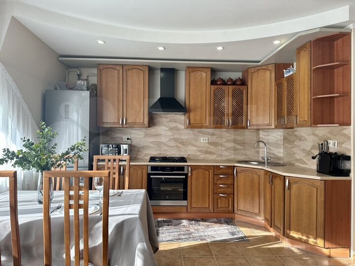 2-к. квартира, 75 м², 9/9 эт.