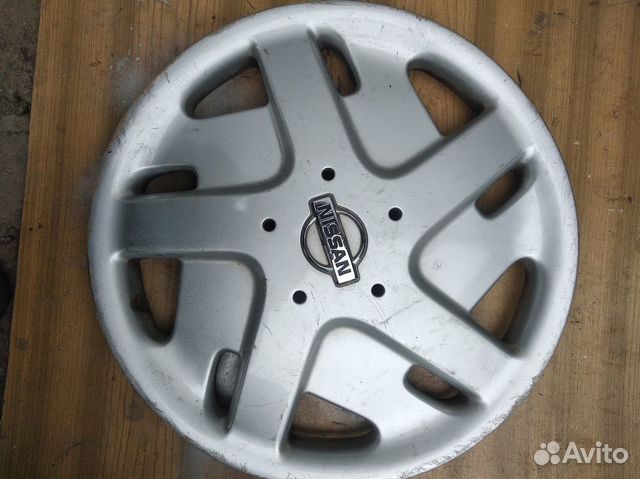 Колпак Nissan R15