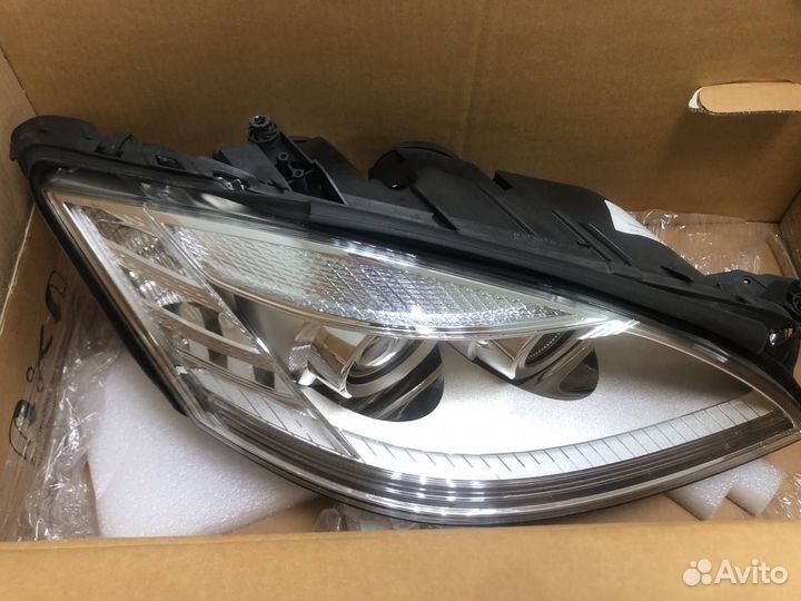 Фара Mercedes-Benz S-Class W221