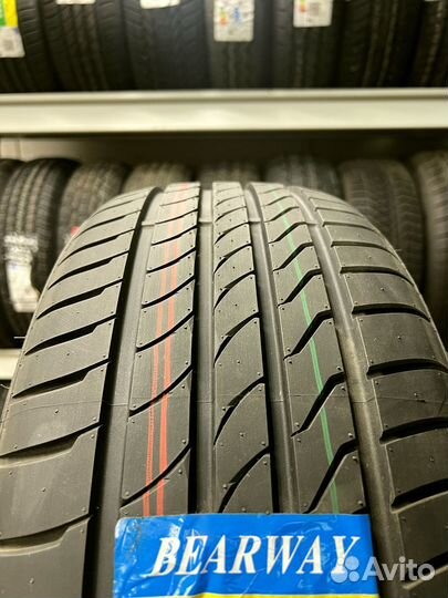 Bearway BW388 215/55 R17 127H