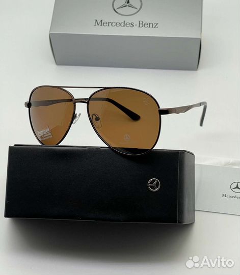 Солнцезащитные очки Mercedes