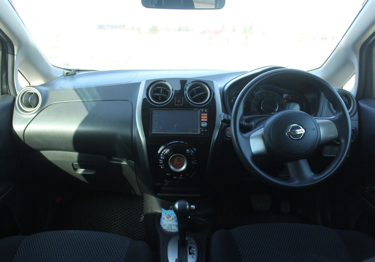 Nissan Note: фото владельца