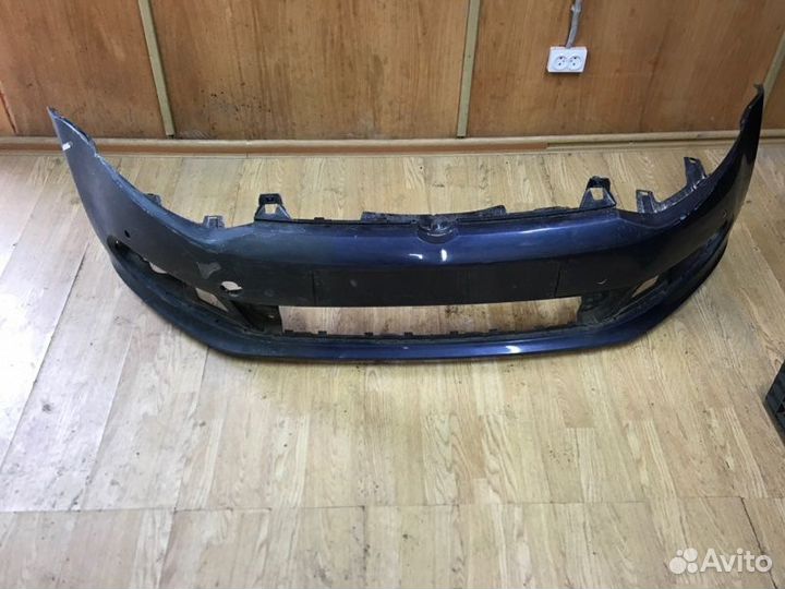 Бампер передний Volkswagen Polo 2011