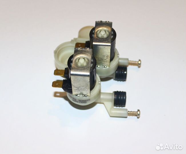 Клапан подачи воды ст.машины Indesit C00066518