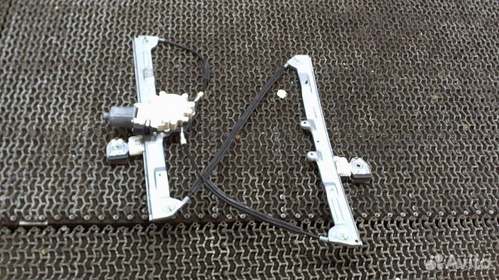 Стеклоподъемник электрический Mitsubishi Colt, 200