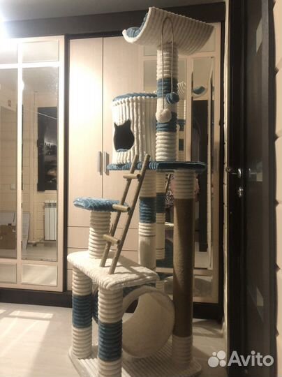 Домик для кошки с когтеточкой