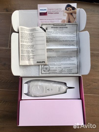 Фотоэпилятор Philips Lumea Essential