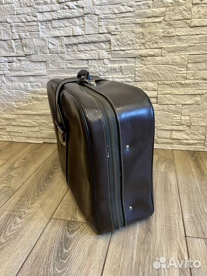 Чемодан коричневый кожаный СССР