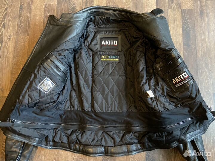 Мотокуртка akito