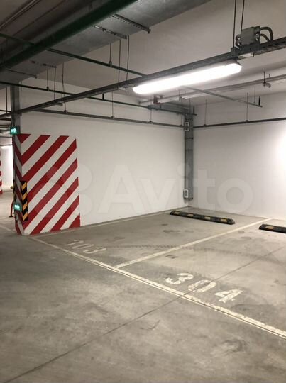 Машиноместо, 13 м²