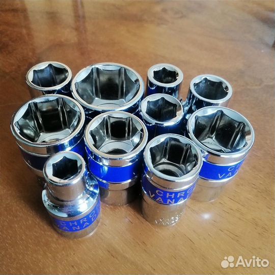 Набор головок с ключом трещеткой