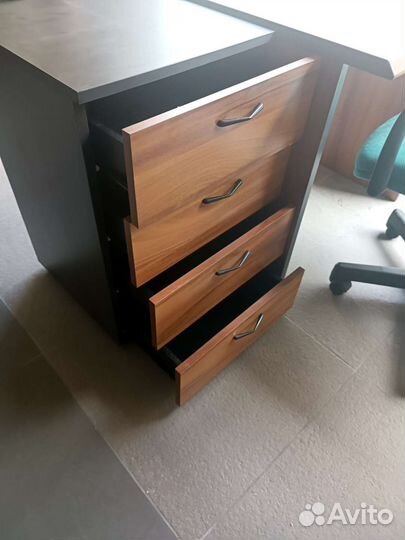 Мебель офисная