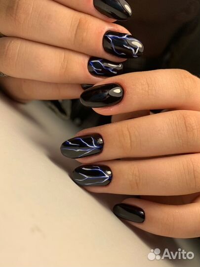 Маникюр / наращивание ногтей