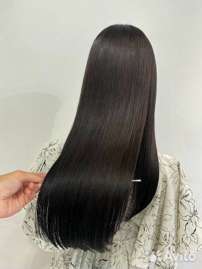 Кератиновое выпрямление волос