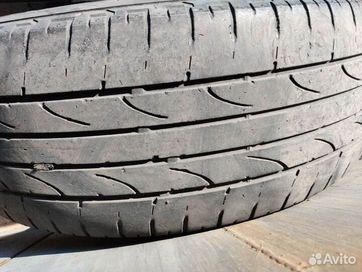 Bridgestone Dueler H/P Sport 215/60 R17 96