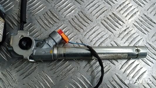 Ремень безопасности с пиропатроном сиденья передне