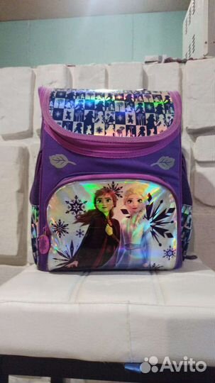 Рюкзак школьный