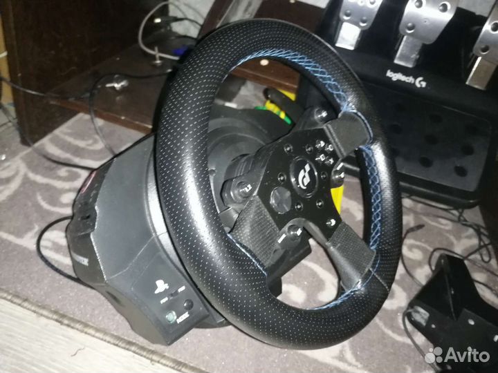 Игровой руль Thrustmaster T300