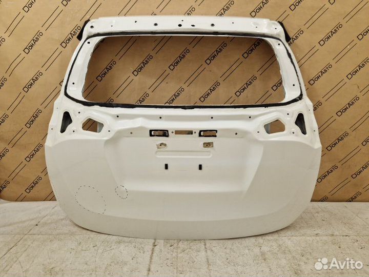 Крышка багажника Toyota Rav4 40