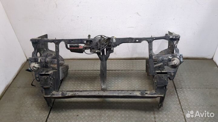 Рамка передняя Ford Escape, 2004