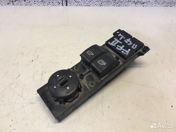 Блок управления стеклоподъемниками Ford Focus 2