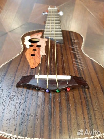 Укулеле 23