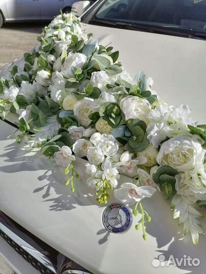 Украшение на свадебную машину