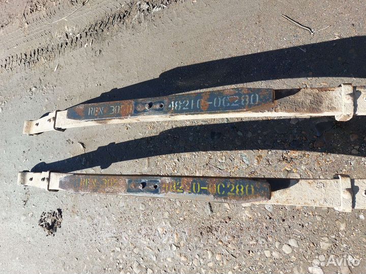 Рессора задняя Toyota Tundra 2010-2017