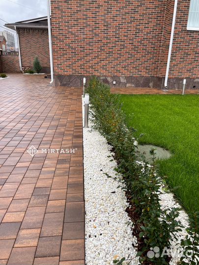 Белая мраморная крошка в мешках по 25 кг