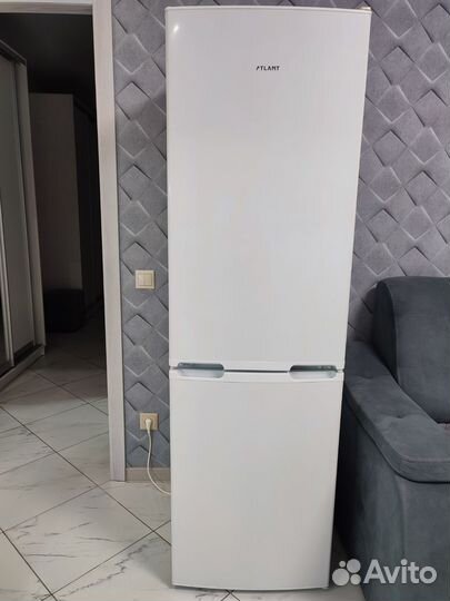 Холодильник атлант бу