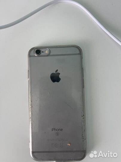 iPhone 6S, 64 ГБ