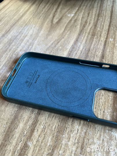 Кожаный зеленый чехол для iPhone 13 Pro