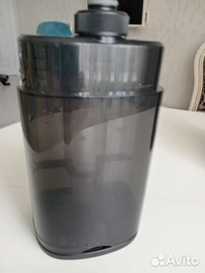 Моющий вертикальный пылесос