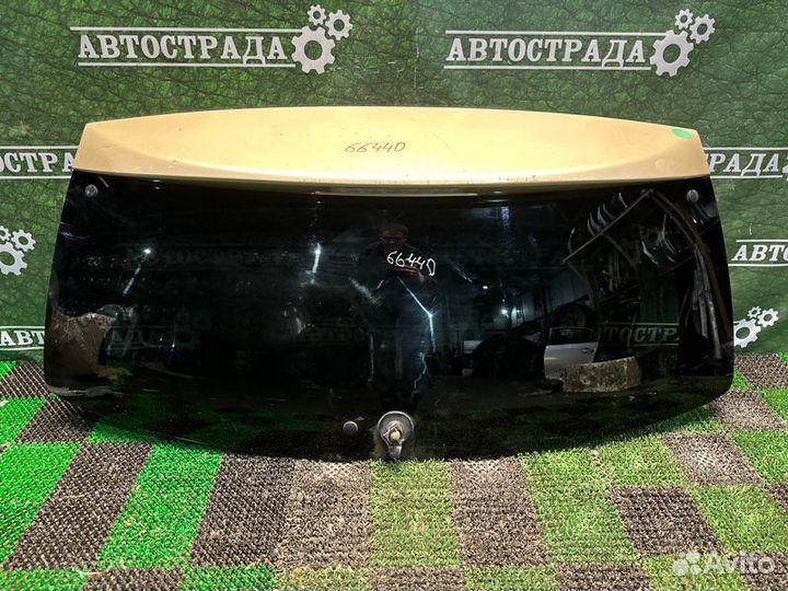 Стекло двери багажника Toyota Highlander U40