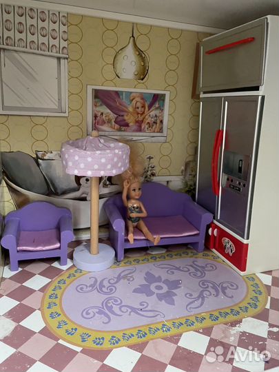 Домик кукольный с гаражом