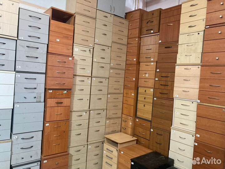 Тумба офисная подкатная, приставная