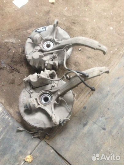 Кулак поворотный передний Honda Accord 8 2008-2012