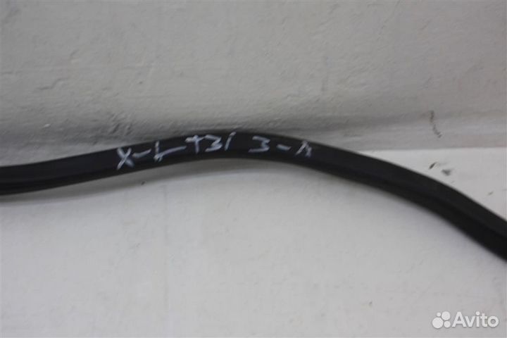 Уплотнитель кузова задней левой двери Nissan X-Tr