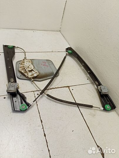 Стеклоподъемник электрический передний правый