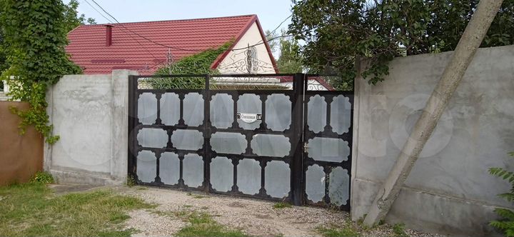 Дом 263 м² на участке 7 сот.