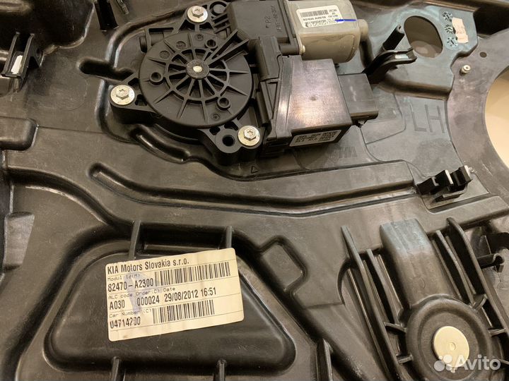 Карта стеклоподъемника на Kia Ceed JD 2013